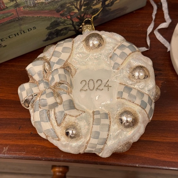 MACKENZIE CHILDS 2024 Crystal Palace Wreath Glass Ornament - Picture 5 of 16